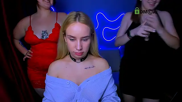 Snapshot of daisy_candy chatting on 09.30.25 daisy candy online show from 09.30.25