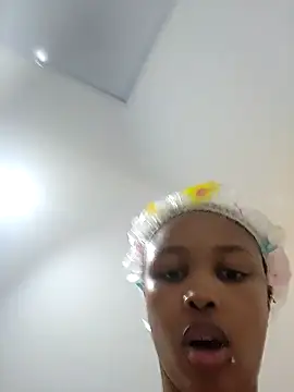 Snapshot of Drippincaty chatting on 12.27.24 Drippincaty online show from 12.27.24