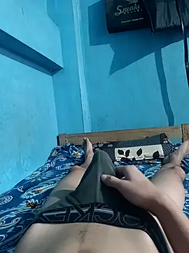 Snapshot of funnguy25 chatting on 09.25.25 funnguy25 online show from 09.25.25