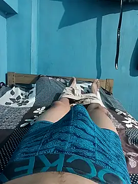 Snapshot of funnguy25 chatting on 09.30.25 funnguy25 online show from 09.30.25