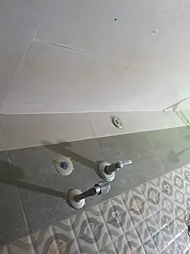 Snapshot of uthaman2271 chatting on 11.14.25 uthaman2271 online show from 11.14.25