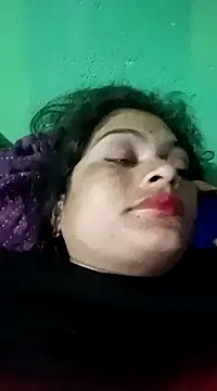 Snapshot of Chandni chatting on 01.22.25 Chandni online show from 01.22.25