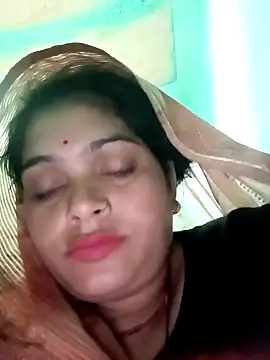 Snapshot of Chandni chatting on 01.23.25 Chandni online show from 01.23.25