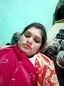 Snapshot of Chandni chatting on 01.25.25 Chandni online show from 01.25.25