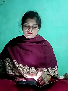 Snapshot of Chandni chatting on 02.02.25 Chandni online show from 02.02.25