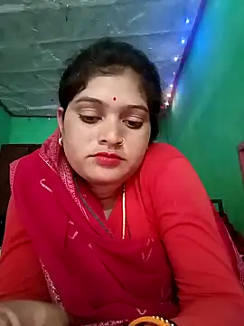 Snapshot of Chandni chatting on 02.04.25 Chandni online show from 02.04.25