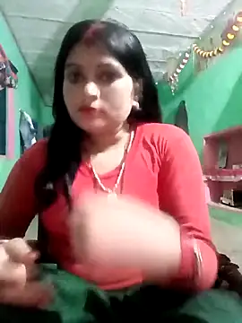 Snapshot of Chandni chatting on 03.03.25 Chandni online show from 03.03.25