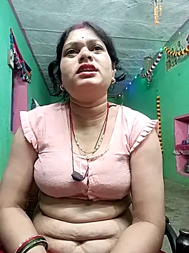 Snapshot of Chandni chatting on 03.12.25 Chandni online show from 03.12.25