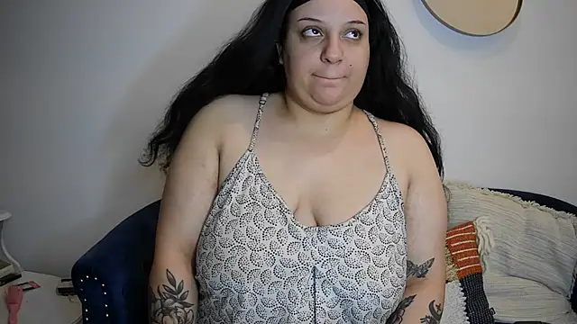 Snapshot of Lilithsincity chatting on 03.18.25 Lilithsincity online show from 03.18.25