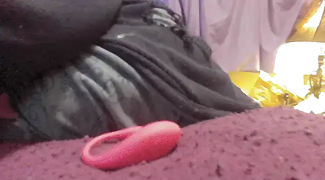 Snapshot of Alli_Kat chatting on 01.11.25 Alli Kat online show from 01.11.25