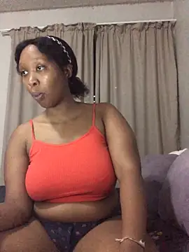 Snapshot of Sexyass242 chatting on 09.17.25 Sexyass242 online show from 09.17.25