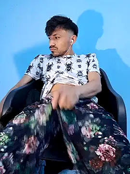 Snapshot of charlesss19 chatting on 03.20.25 charlesss19 online show from 03.20.25