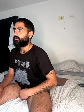 Snapshot of Drogamma chatting on 11.02.25 Drogamma online show from 11.02.25