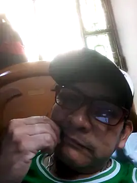 Snapshot of ardiente47 chatting on 10.20.25 ardiente47 online show from 10.20.25