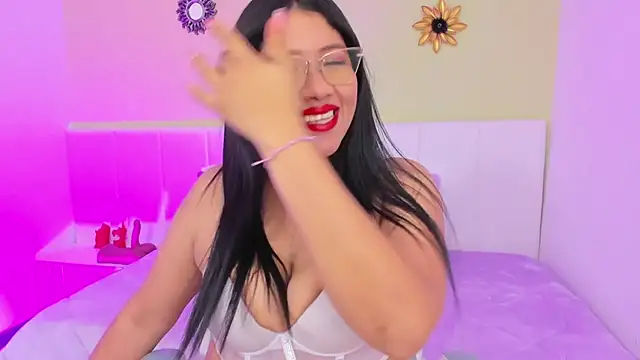 estrella bigboobs14 online show from 10.01.25