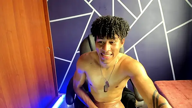 Snapshot of Pendragon1224 chatting on 12.15.24 Pendragon1224 online show from 12.15.24