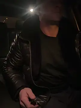 Snapshot of AlexGWoW chatting on 01.17.25 AlexGWoW online show from 01.17.25