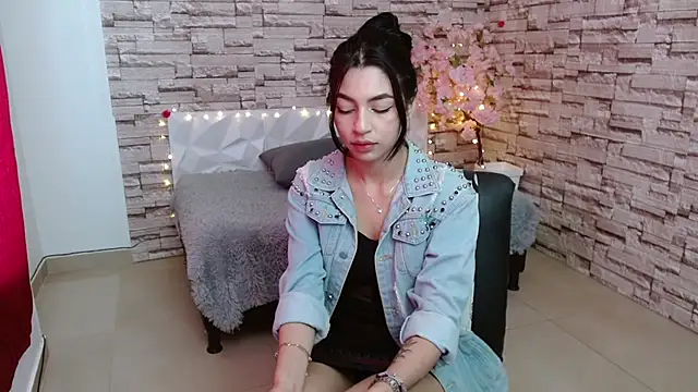 Snapshot of Vanse_lust chatting on 12.07.24 Vanse lust online show from 12.07.24