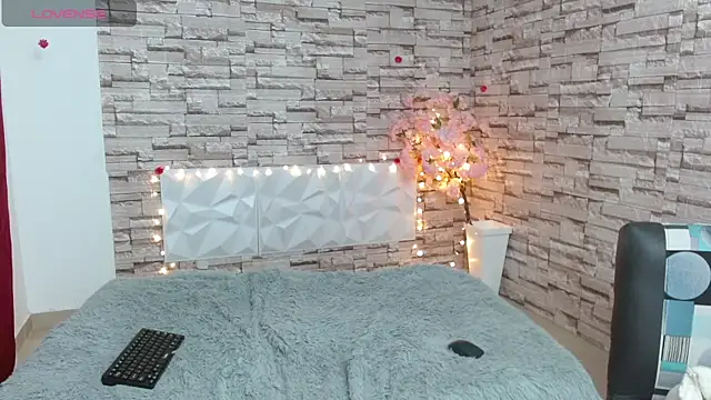 Snapshot of Vanse_lust chatting on 02.27.25 Vanse lust online show from 02.27.25