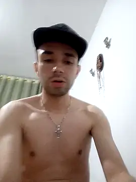 Snapshot of kamilo_18655 chatting on 03.03.25 kamilo 18655 online show from 03.03.25