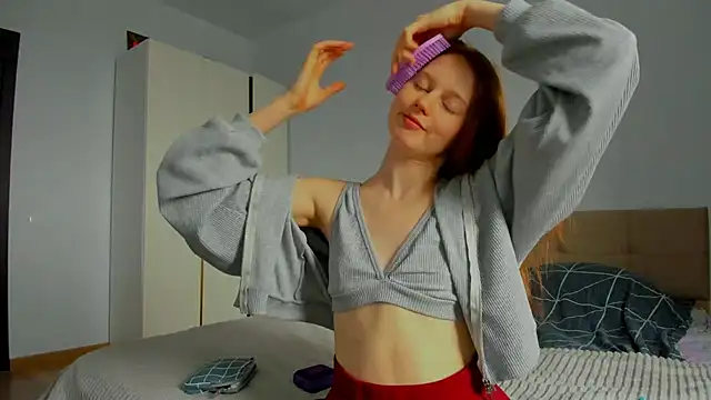 Snapshot of Fire_Luna chatting on 03.19.25 Fire Luna online show from 03.19.25