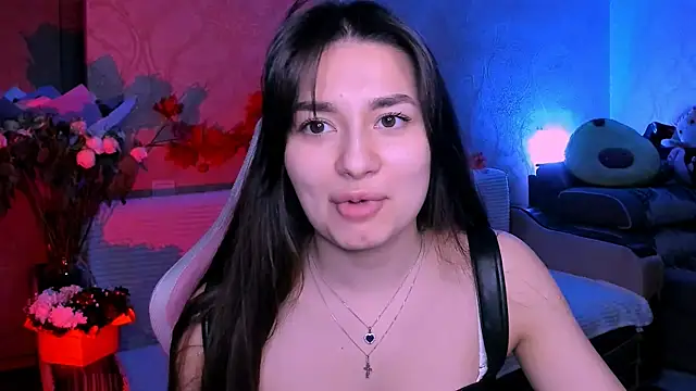 Snapshot of Swee_Alicee chatting on 02.18.25 Swee Alicee online show from 02.18.25