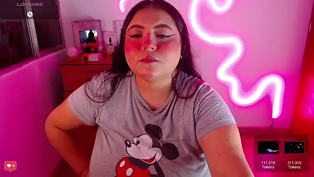 Snapshot of Rebeca_charme21 chatting on 12.13.24 Rebeca charme21 online show from 12.13.24