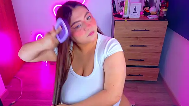 Snapshot of Rebeca_charme21 chatting on 10.09.25 Rebeca charme21 online show from 10.09.25