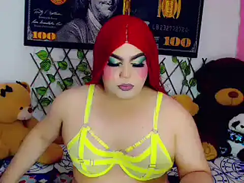 Snapshot of ailen_ts_ chatting on 01.15.25 ailen ts  online show from 01.15.25