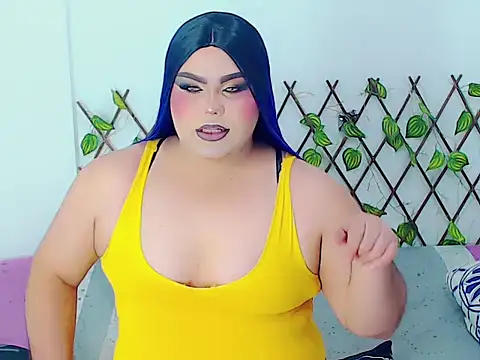 Snapshot of ailen_ts_ chatting on 10.10.25 ailen ts  online show from 10.10.25