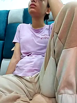 Snapshot of Aleena_Rai chatting on 02.02.25 Aleena Rai online show from 02.02.25