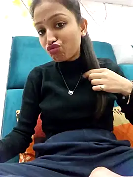 Snapshot of Aleena_Rai chatting on 02.23.25 Aleena Rai online show from 02.23.25