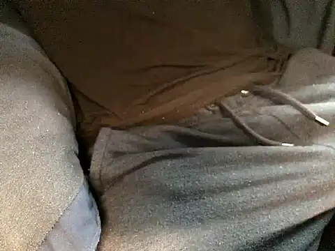 Snapshot of Ryan67533 chatting on 12.31.24 Ryan67533 online show from 12.31.24