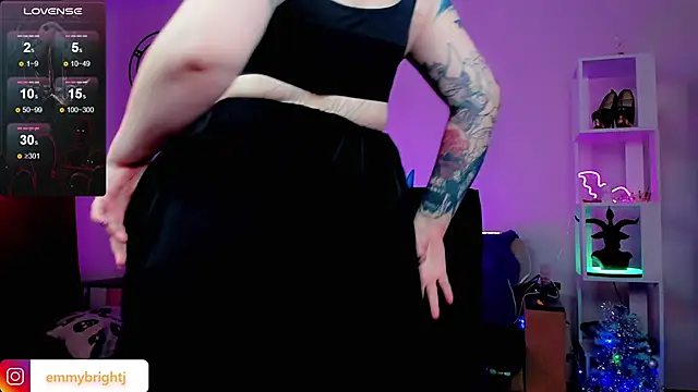 Emmybrightj  online show from 01.07.25