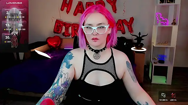 Emmybrightj  online show from 02.06.25