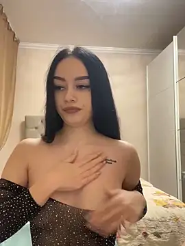 Snapshot of Gya_Rue chatting on 01.04.25 Gya Rue online show from 01.04.25