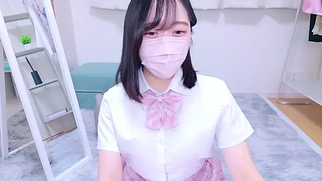 Snapshot of Yurie_ chatting on 12.08.24 Yurie online show from 12.08.24