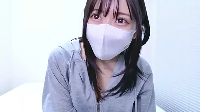 Snapshot of Yurie_ chatting on 09.13.25 Yurie online show from 09.13.25