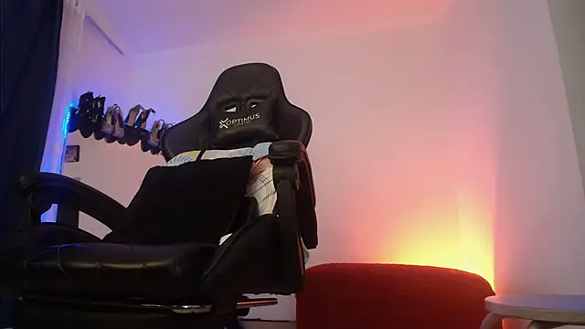 Snapshot of Madame_Shein_ chatting on 01.26.25 Madame Shein online show from 01.26.25