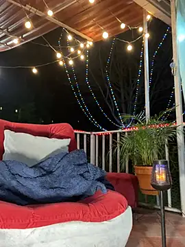 Snapshot of Edward_Milleer chatting on 12.28.24 Edward Milleer online show from 12.28.24