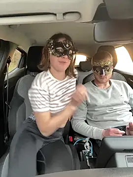 Snapshot of romeojulietLoveX chatting on 03.14.25 romeojulietLoveX online show from 03.14.25