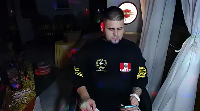 Snapshot of pitbullveryhot chatting on 03.02.25 pitbullveryhot online show from 03.02.25