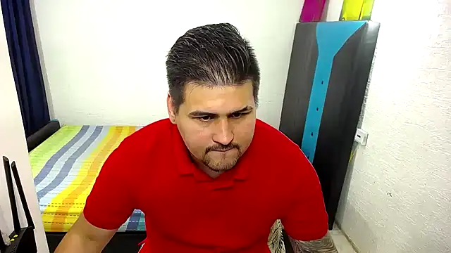 Snapshot of pitbullveryhot chatting on 11.01.25 pitbullveryhot online show from 11.01.25