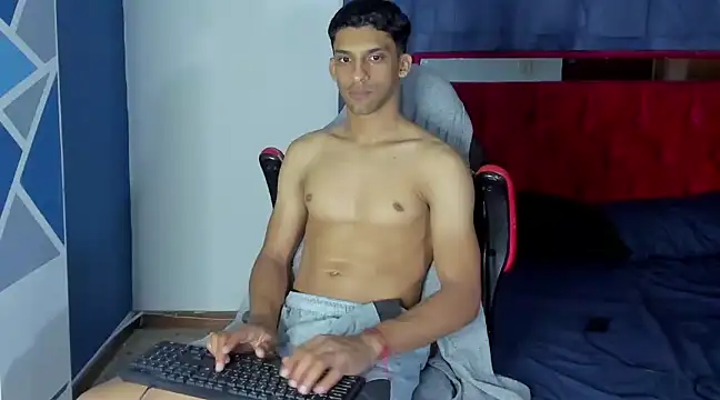 Snapshot of mike_shelby21 chatting on 02.28.25 mike shelby21 online show from 02.28.25