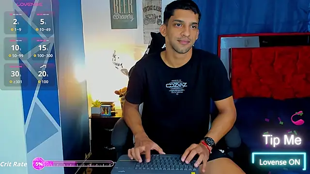 Snapshot of mike_shelby21 chatting on 09.11.25 mike shelby21 online show from 09.11.25