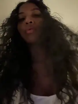 Snapshot of IamCrystal2 chatting on 12.15.24 IamCrystal2 online show from 12.15.24