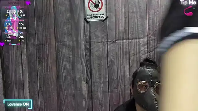 Snapshot of incubo-succubus chatting on 11.07.25 incubo-succubus online show from 11.07.25