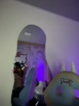Annie LS online show from 10.01.25