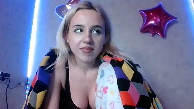 Snapshot of Puregirlaa chatting on 03.01.25 Puregirlaa online show from 03.01.25