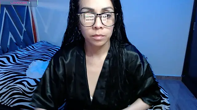 Snapshot of Amber_Lovely chatting on 09.29.25 Amber Lovely online show from 09.29.25